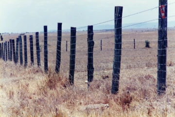 Fencing rangelands